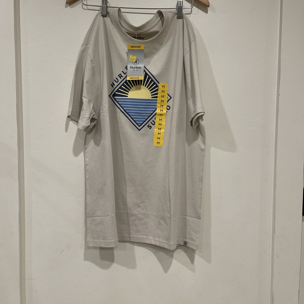 NWT Hurley Surf Co, Men's Sunrise Diamond Back T-Shirt in tan, sz M